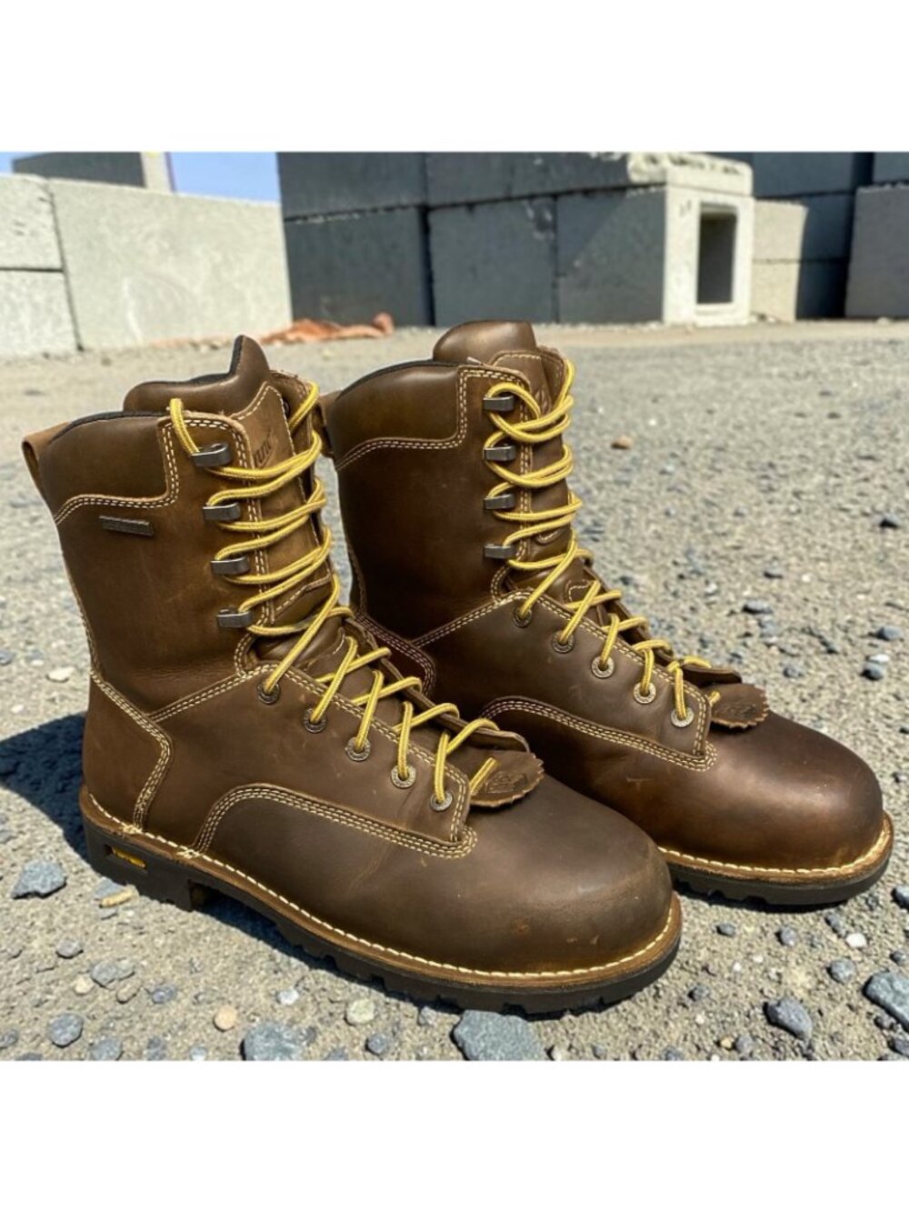 Danner Gritstone Work Boots Mens 9 EE Brown Alloy Toe Waterproof 8" 14226